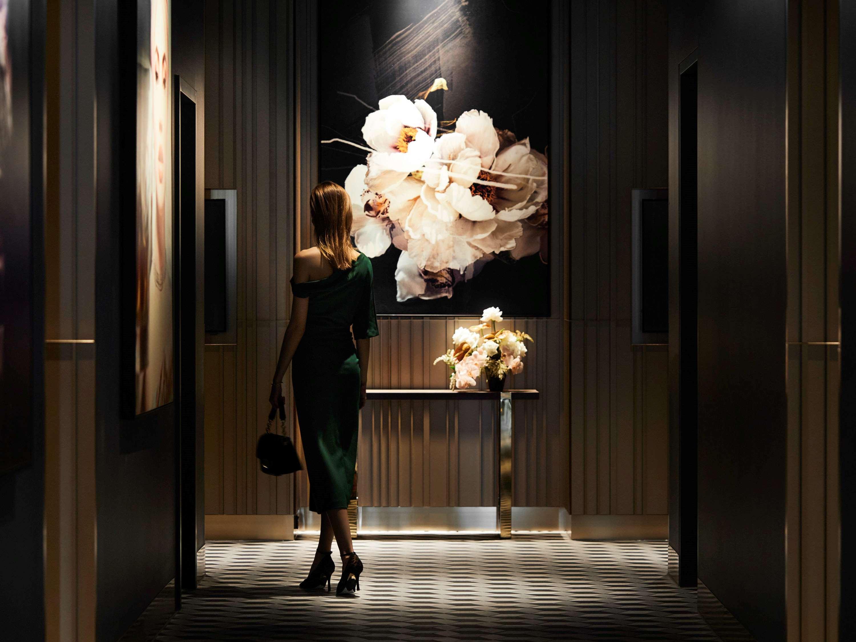 Hotel Chadstone Melbourne Mgallery Collection Exterior foto The lobby of the Ritz-Carlton, Melbourne